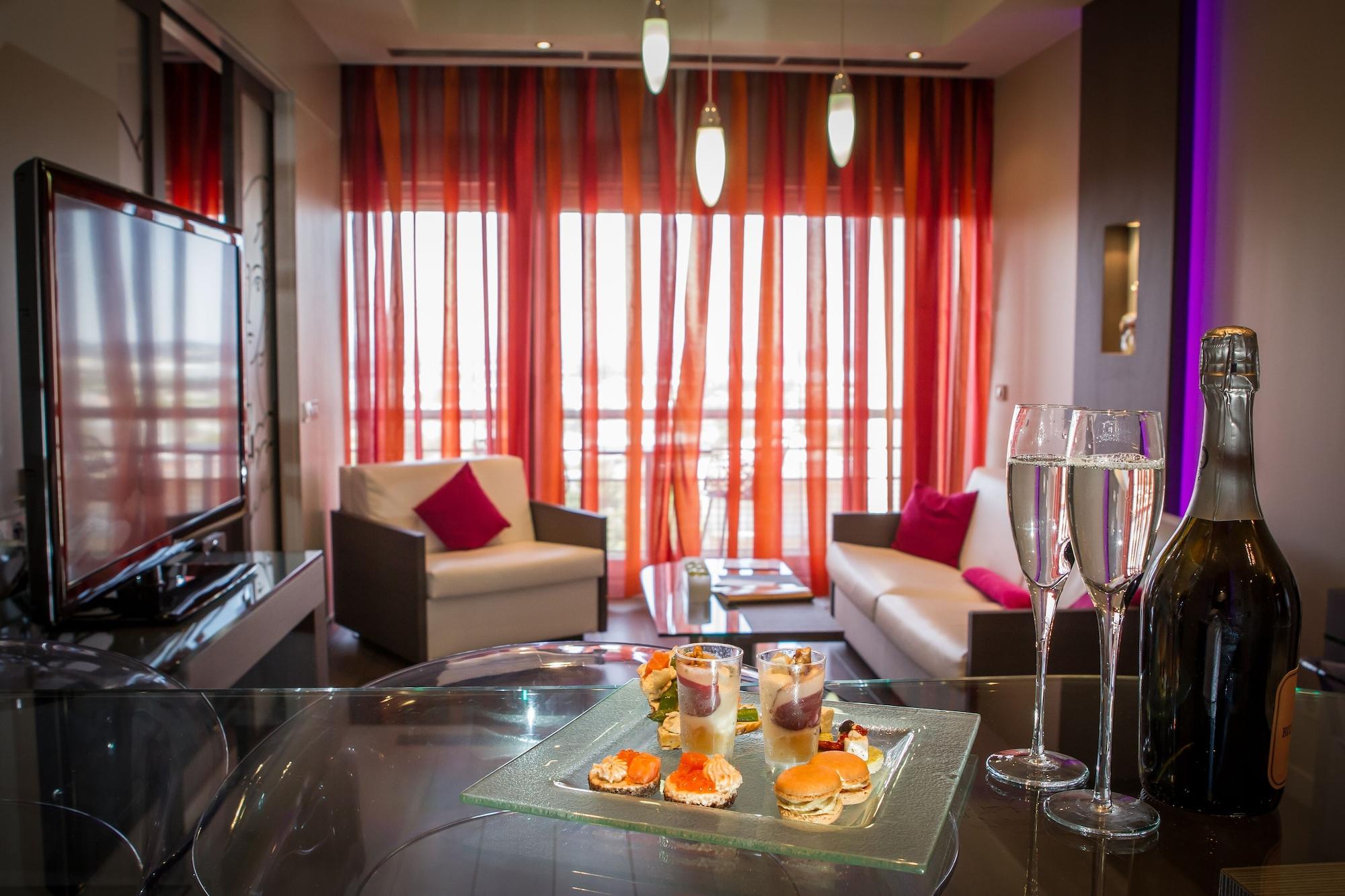 Hotel & Spa Vatel Nîmes Exteriér fotografie